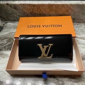 Louis Vuitton Vernis Wallet